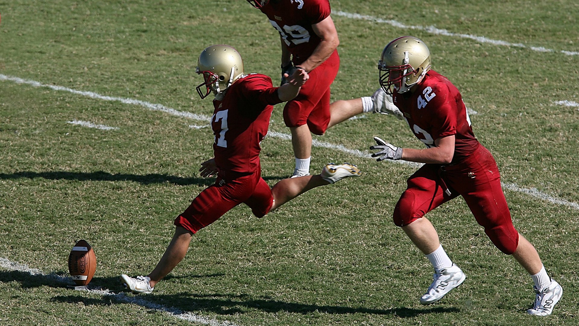 中国游泳队强化耐力训练提升比赛后程能力，中国游泳队优势项目